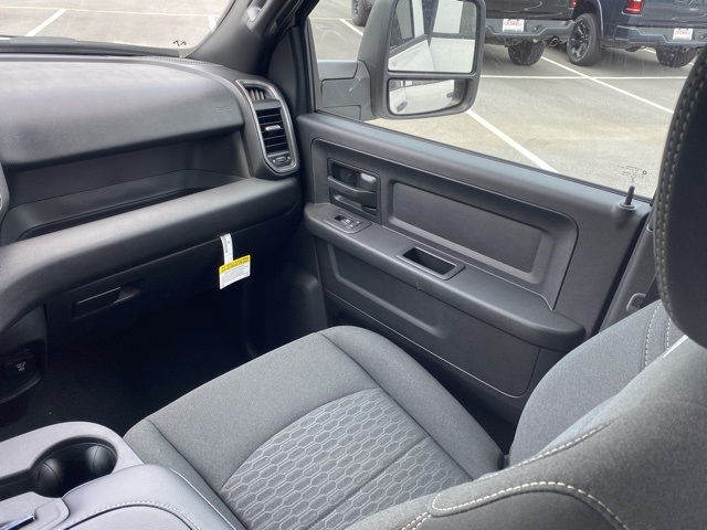 new 2025 Ram 3500 car, priced at $61,581