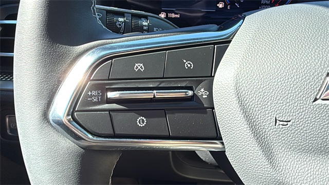 new 2026 Chevrolet Traverse car, priced at $43,120