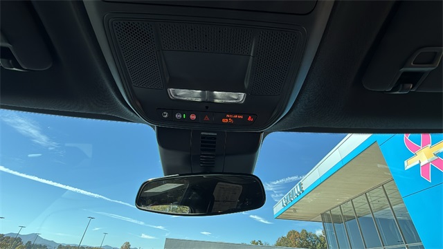 new 2026 Chevrolet Traverse car, priced at $43,120