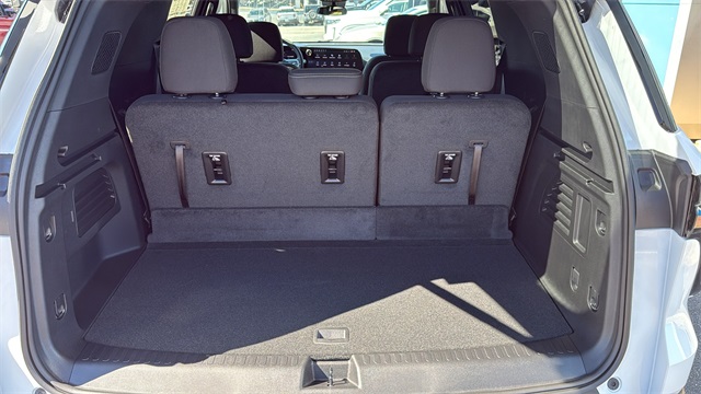 new 2026 Chevrolet Traverse car, priced at $43,120