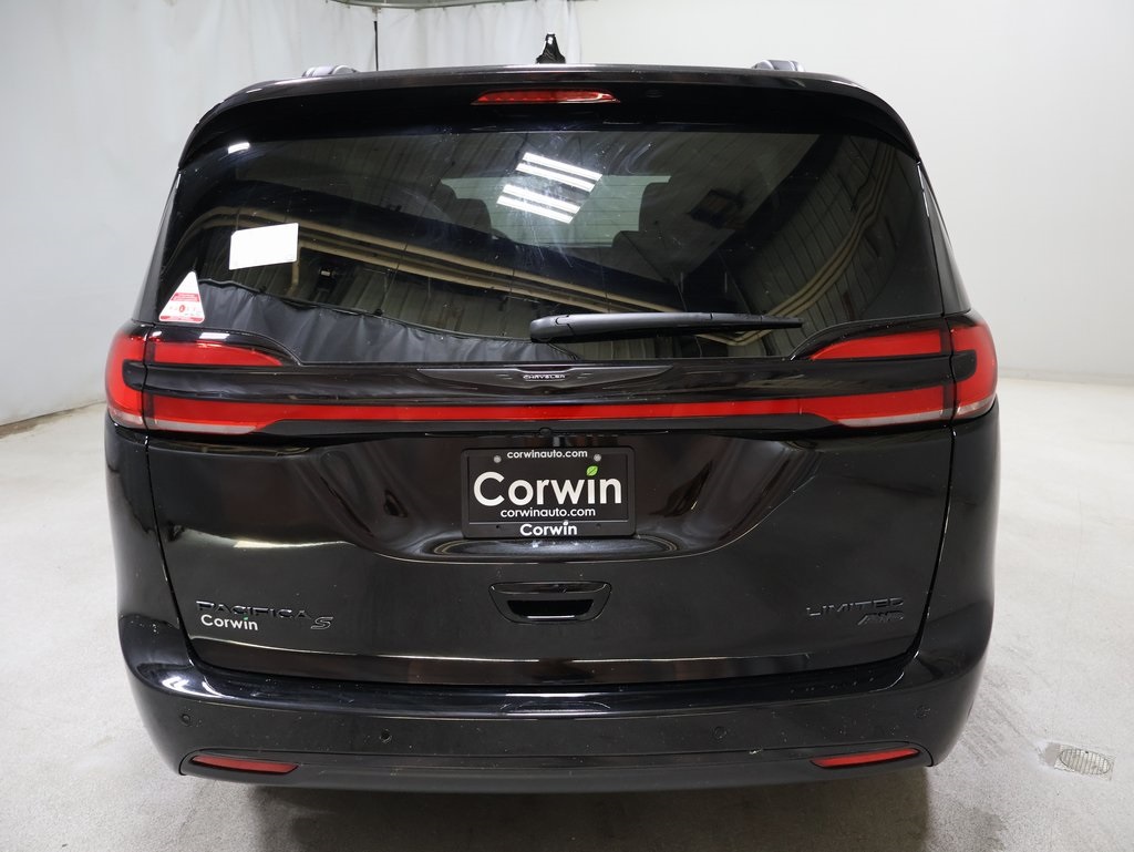new 2025 Chrysler Pacifica car, priced at $52,364