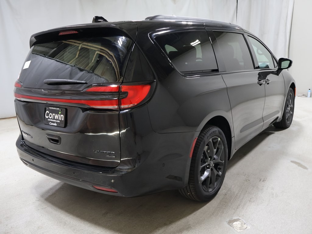 new 2025 Chrysler Pacifica car, priced at $52,364