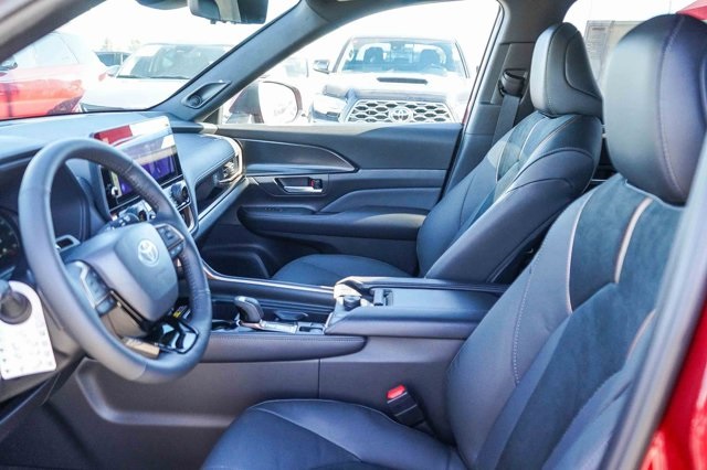 new 2026 Toyota Grand Highlander Hybrid car, priced at $62,688