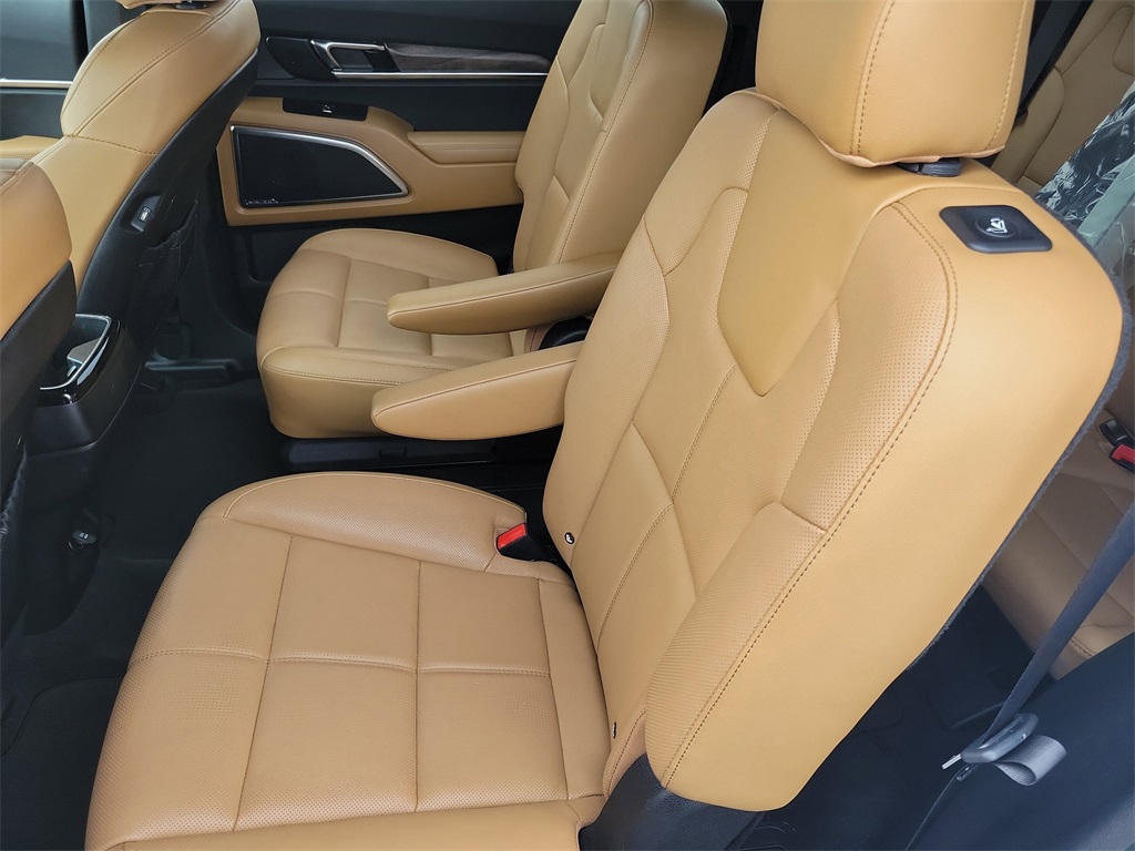 used 2022 Kia Telluride car, priced at $33,998