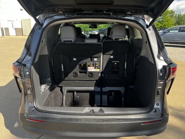 used 2024 Toyota Sienna car, priced at $45,903