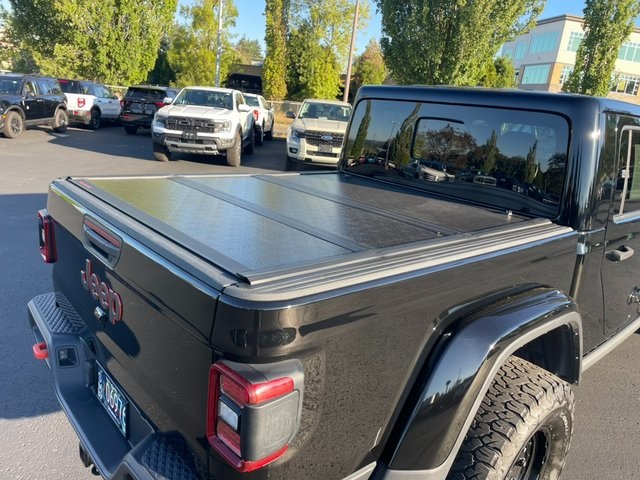 used 2022 Jeep Gladiator car, priced at $33,983