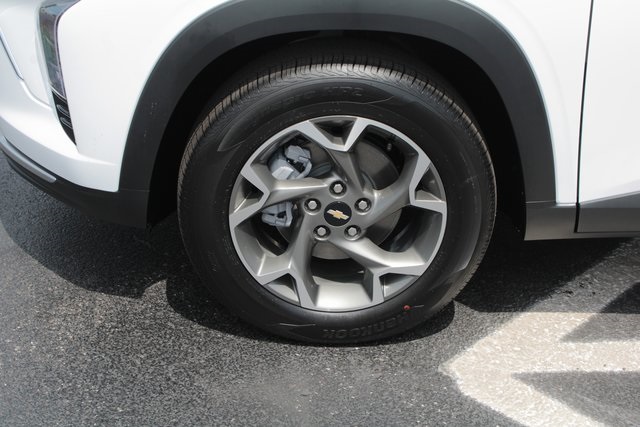 new 2025 Chevrolet Trax car, priced at $25,485