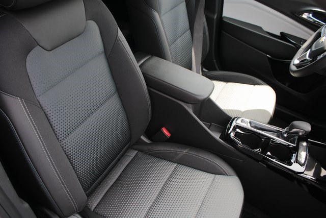 new 2025 Chevrolet Trax car, priced at $25,485