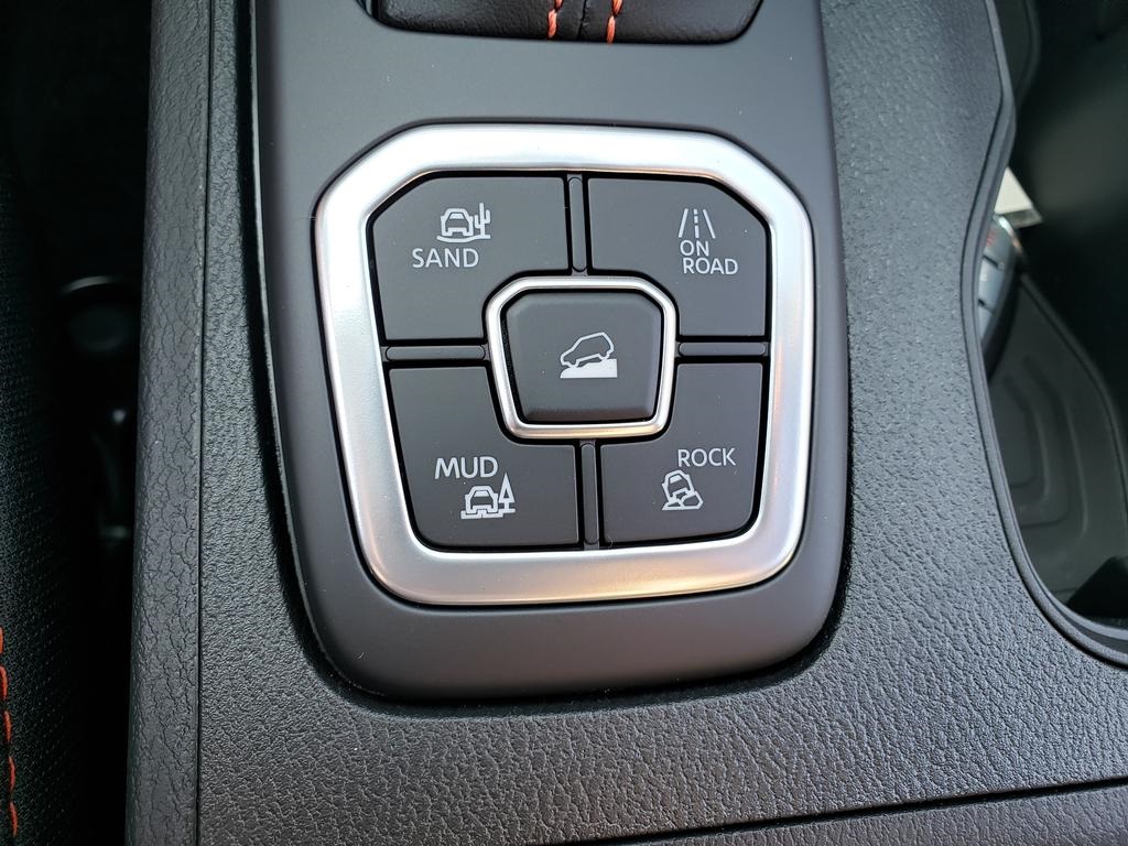 new 2026 Nissan Frontier car, priced at $43,804