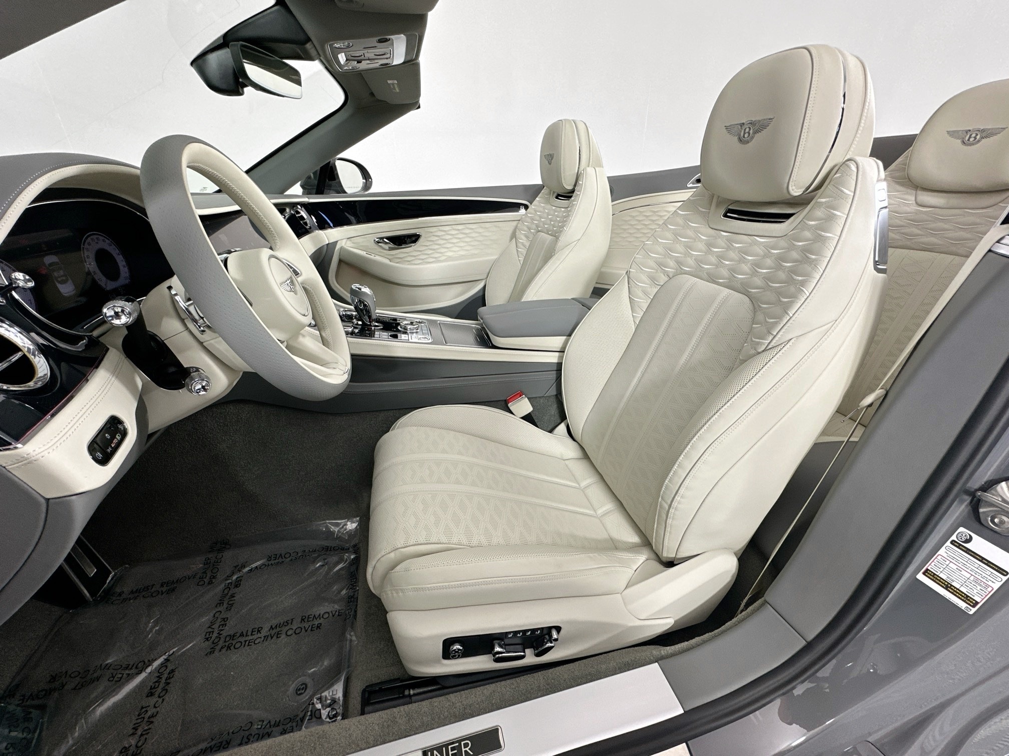new 2025 Bentley Continental GTC car