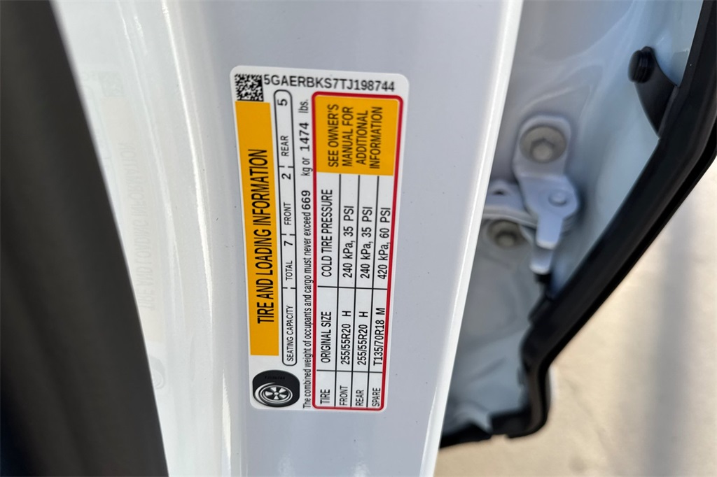 new 2026 Buick Enclave car, priced at $53,905