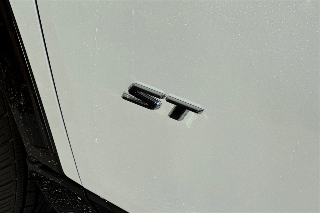 new 2026 Buick Enclave car, priced at $53,905