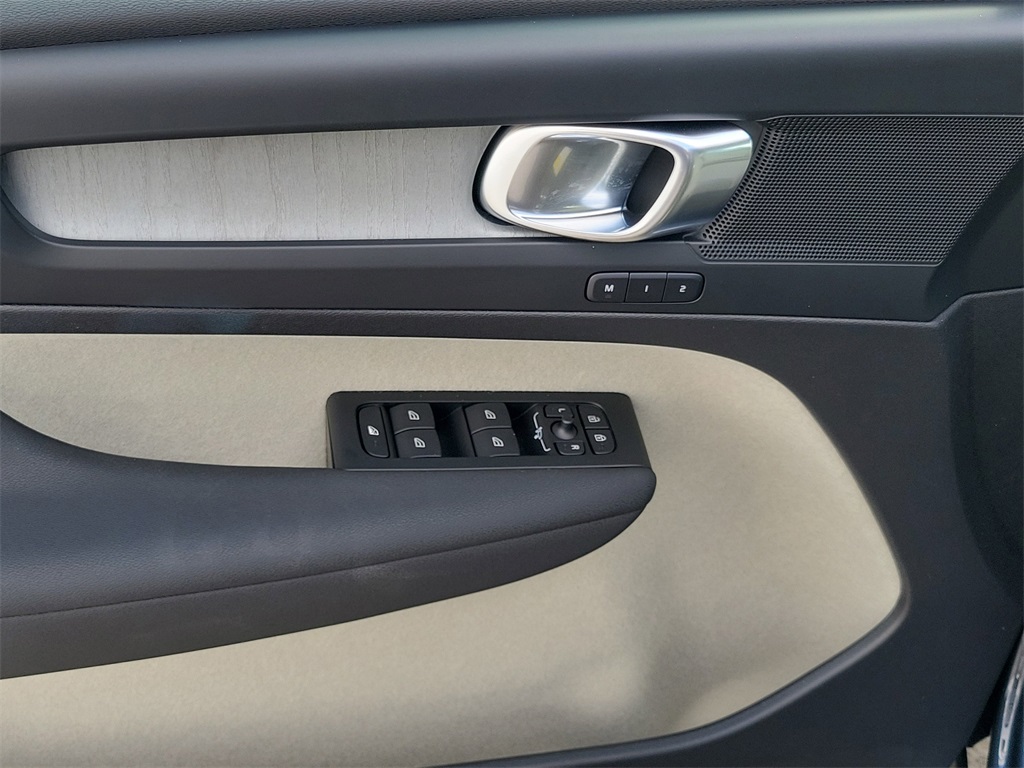 new 2026 Volvo XC40 car, priced at $44,710