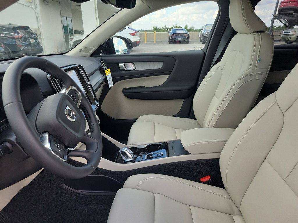 new 2026 Volvo XC40 car, priced at $44,710