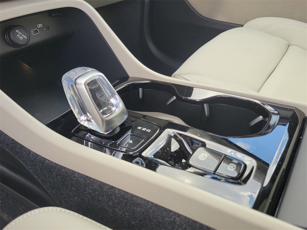 new 2026 Volvo XC40 car, priced at $44,710