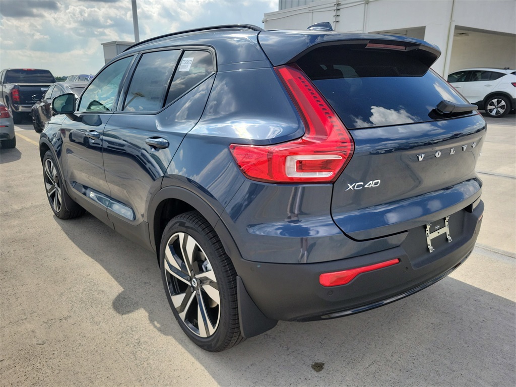 new 2026 Volvo XC40 car, priced at $44,710
