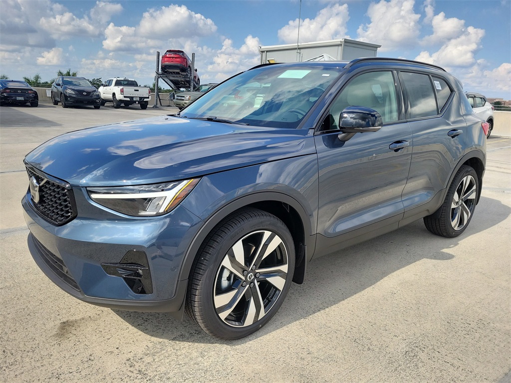 new 2026 Volvo XC40 car, priced at $44,710