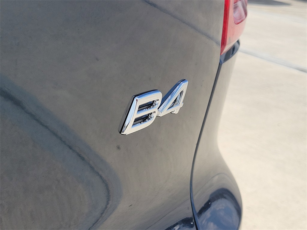 new 2026 Volvo XC40 car, priced at $44,710