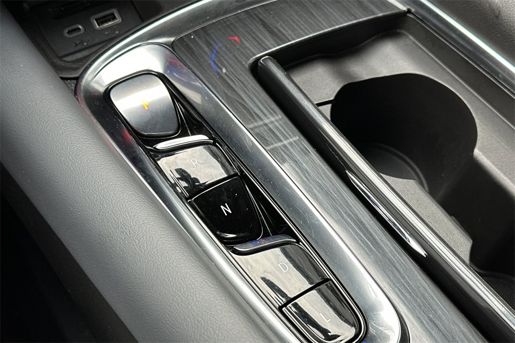 used 2024 Buick Enclave car, priced at $33,923