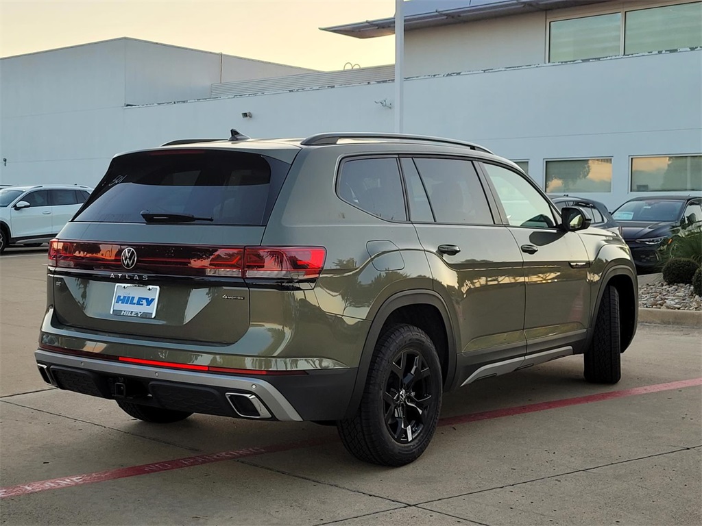 new 2025 Volkswagen Atlas car, priced at $43,154