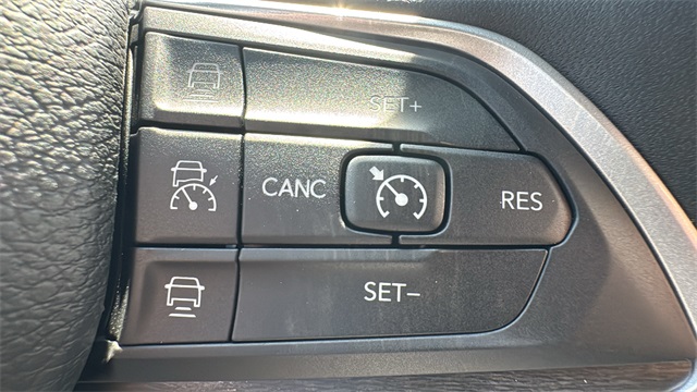 new 2025 Jeep Grand Cherokee car, priced at $46,275