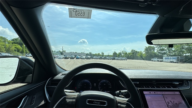 new 2025 Jeep Grand Cherokee car, priced at $46,275