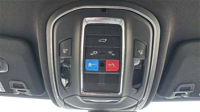 new 2025 Jeep Grand Cherokee car, priced at $46,275
