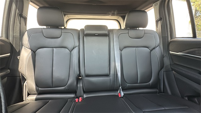 new 2025 Jeep Grand Cherokee car, priced at $46,275