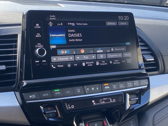 new 2026 Honda Odyssey car, priced at $42,060