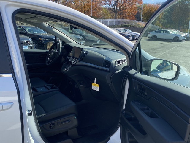 new 2026 Honda Odyssey car, priced at $42,060