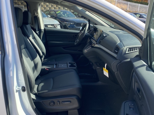 new 2026 Honda Odyssey car, priced at $42,060