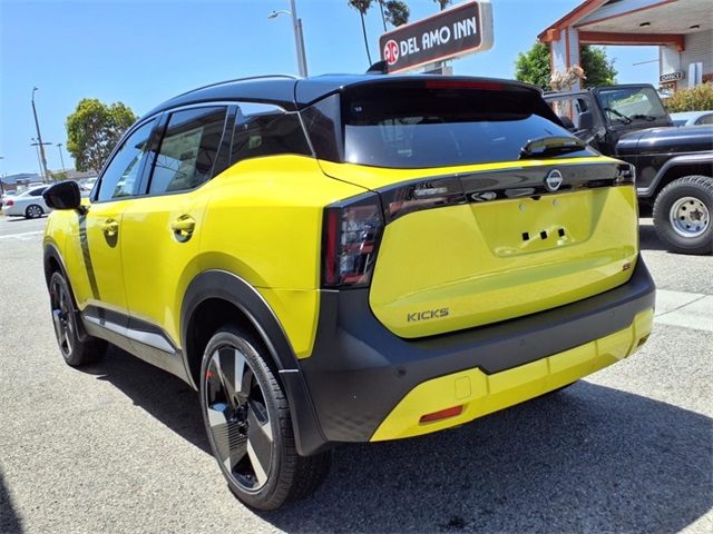 new 2025 Nissan Kicks car, priced at $28,162