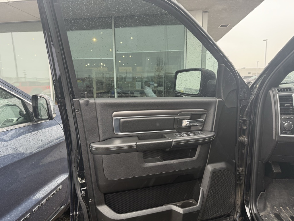 used 2021 Ram 1500 Classic car, priced at $31,000