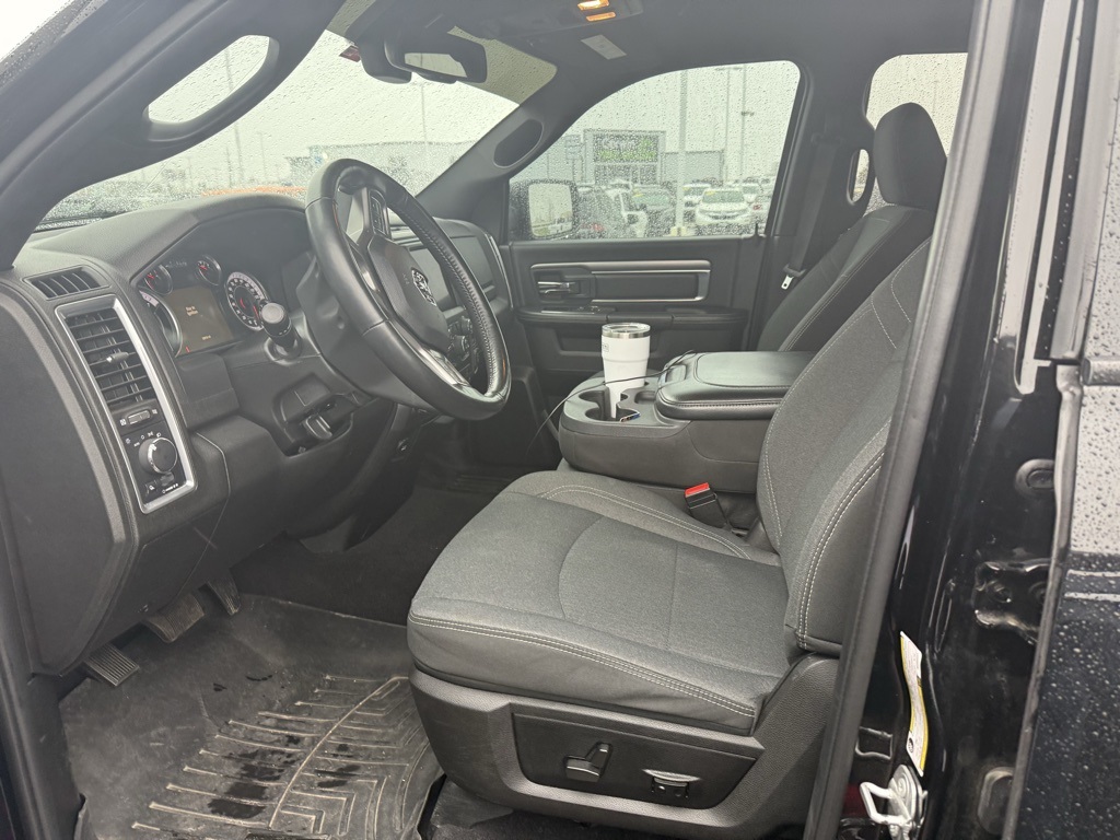 used 2021 Ram 1500 Classic car, priced at $31,000