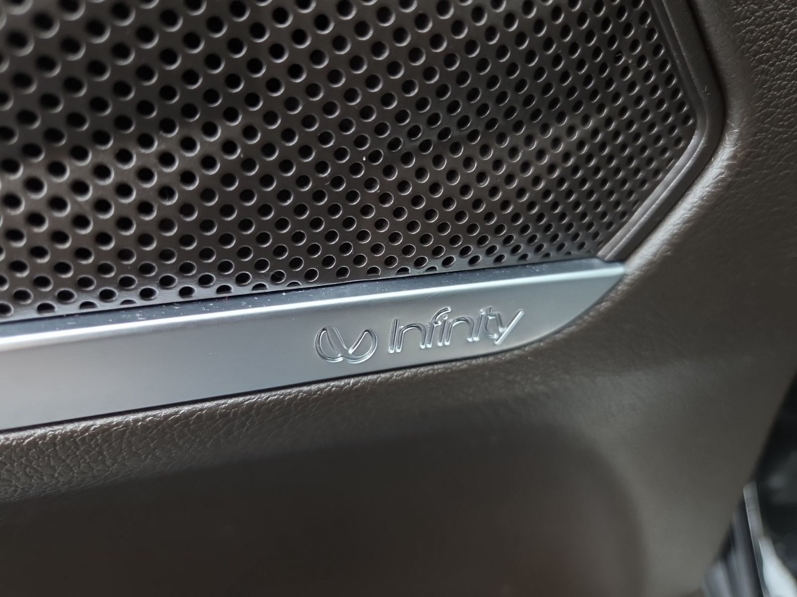 used 2019 Hyundai Santa Fe car, priced at $15,945