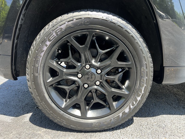 used 2021 Jeep Grand Cherokee car, priced at $28,234
