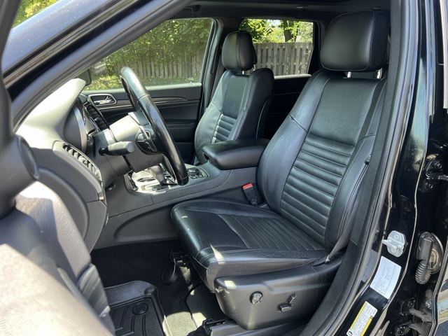 used 2021 Jeep Grand Cherokee car, priced at $28,234