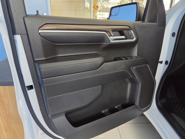 used 2024 Chevrolet Silverado 1500 car, priced at $41,577