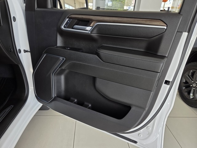 used 2024 Chevrolet Silverado 1500 car, priced at $41,577