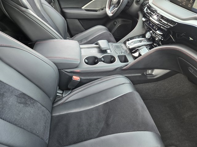 used 2023 Acura MDX car, priced at $39,700