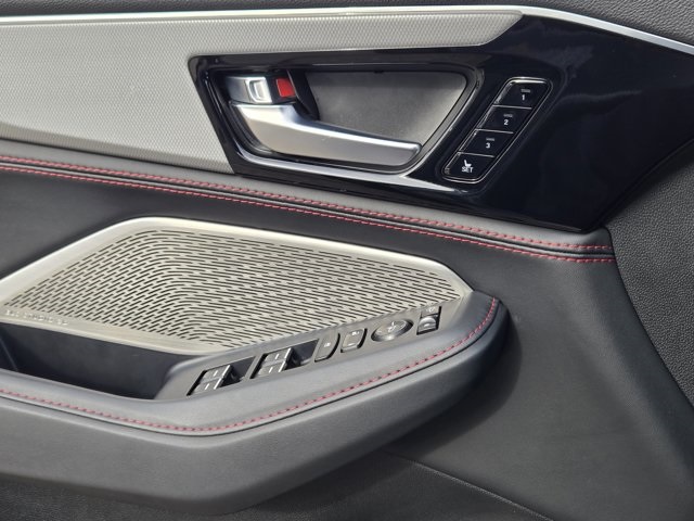 used 2023 Acura MDX car, priced at $39,700