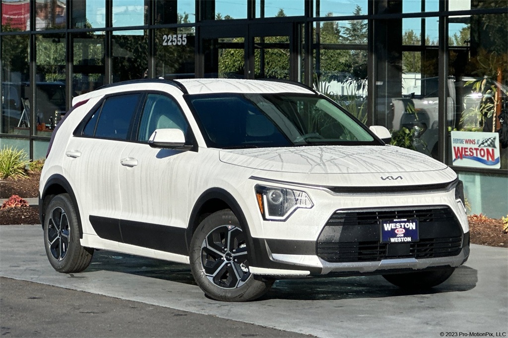 new 2025 Kia Niro car, priced at $31,965