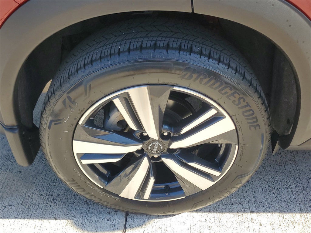 used 2023 Nissan Rogue car, priced at $26,995