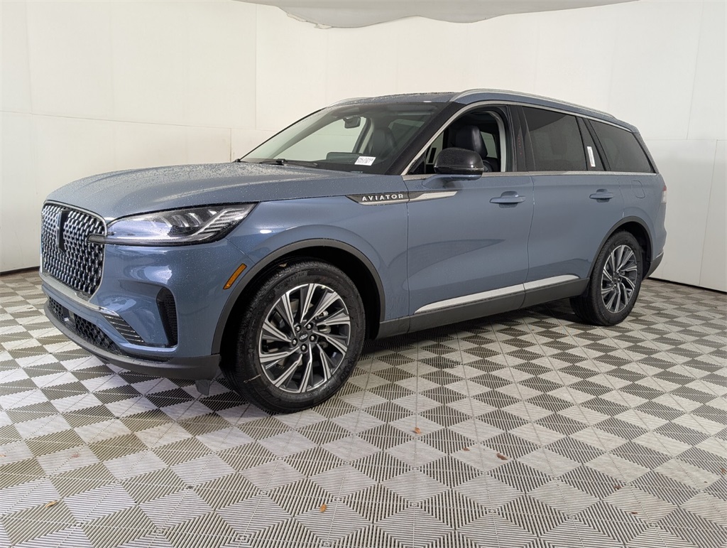new 2025 Lincoln Aviator car, priced at $62,630