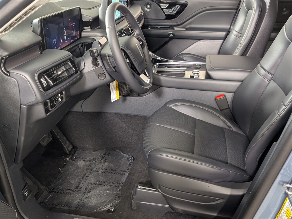 new 2025 Lincoln Aviator car, priced at $62,630