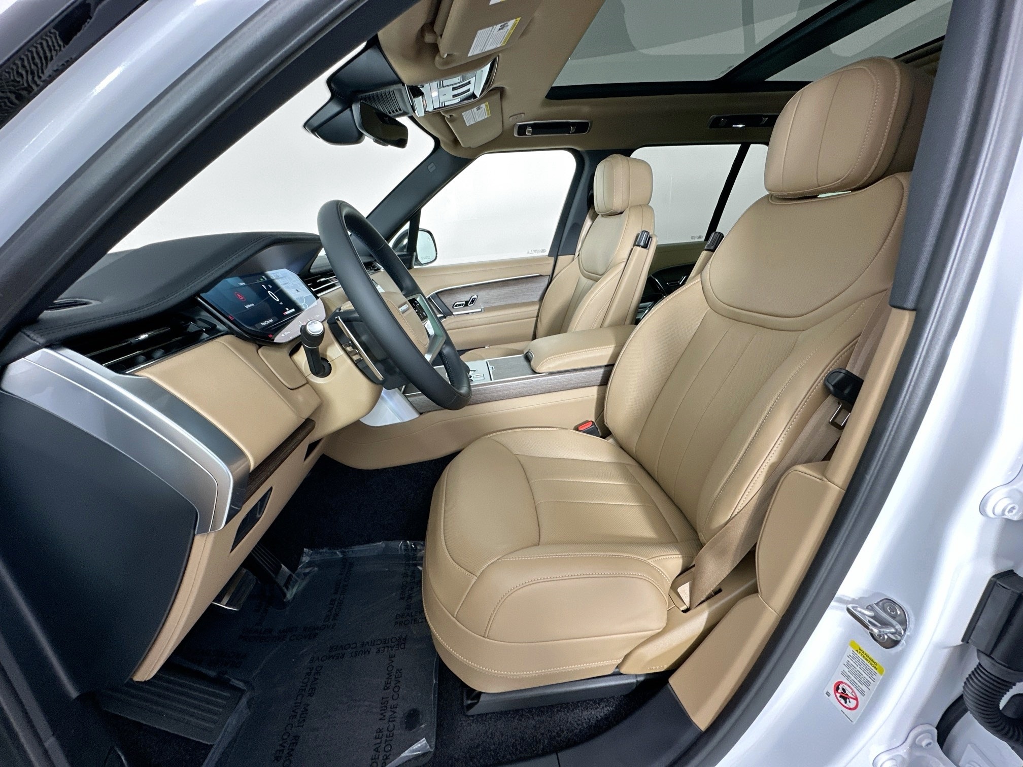 new 2025 Land Rover Range Rover car, priced at $122,765