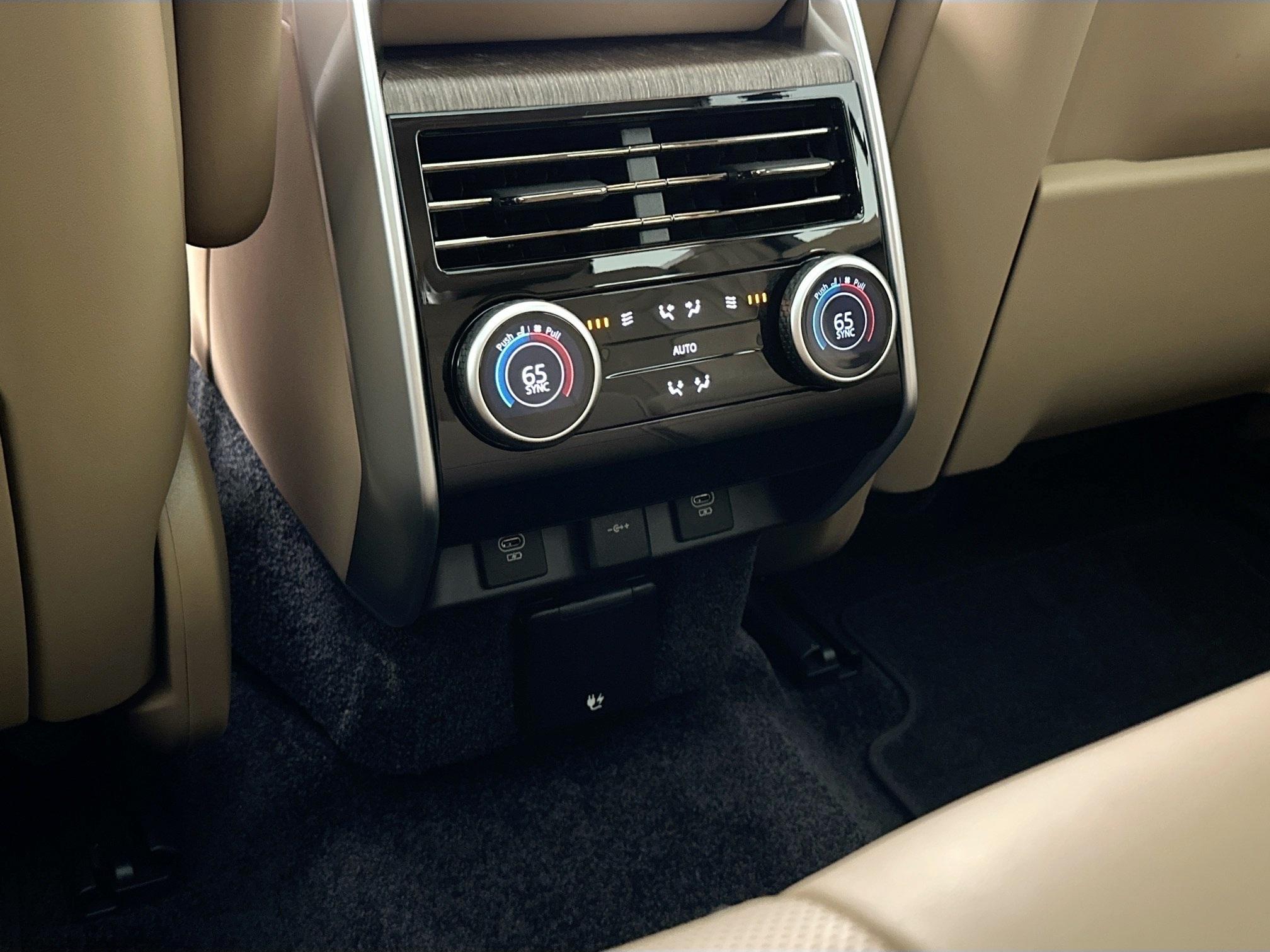 new 2025 Land Rover Range Rover car, priced at $122,765