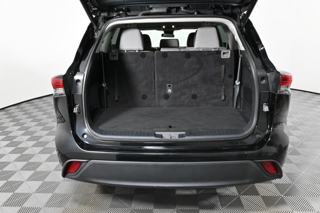 used 2023 Toyota Highlander car, priced at $29,891
