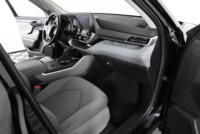 used 2023 Toyota Highlander car, priced at $29,891