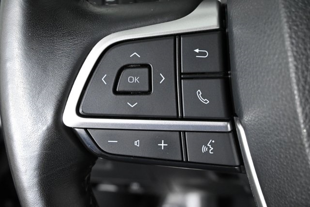 used 2023 Toyota Highlander car, priced at $29,891